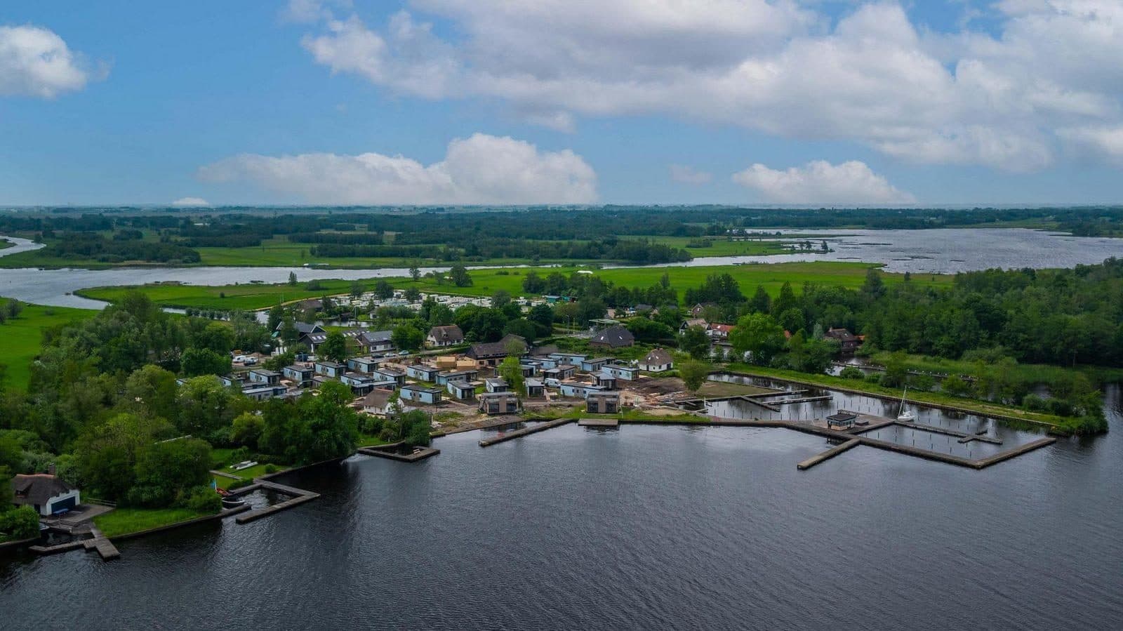Vakantiepark bij Giethoorn: ontdek de rust van water en natuur