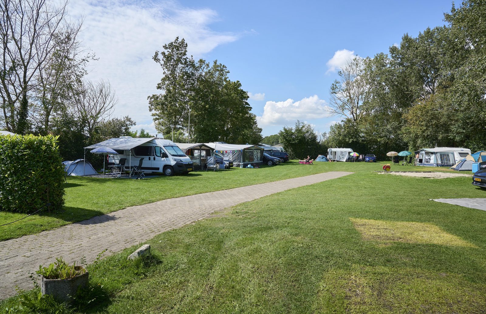 Camping in de Kop van Overijssel: de mooiste plekjes bij Blokzijl en Zwartsluis